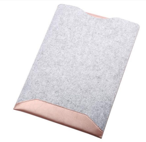 Minimalist Laptop Sleeve with Built-In Mousepad – Slim, Portable & Stylish Case for 13–16” Laptops