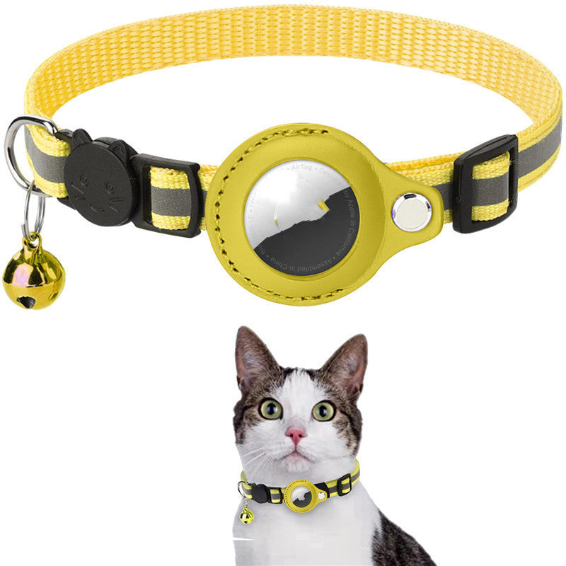 Reflective Pet Collar with Waterproof AirTag Holder – Nylon GPS Tracker Cover for Dogs & Cats